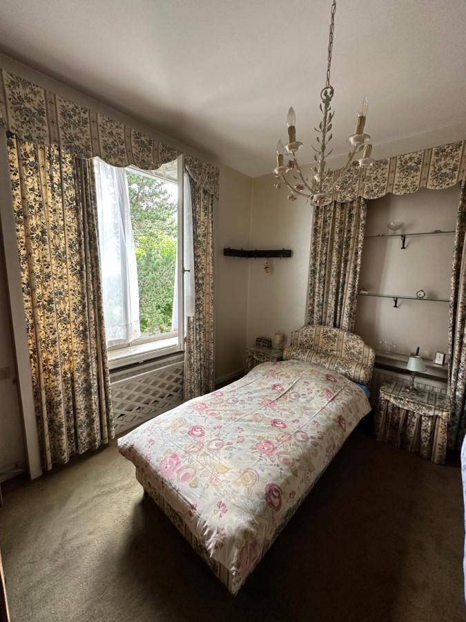 House Of Tanya Bed and Breakfast Bruselas Exterior foto